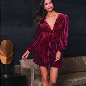 Gianni Bini  - NWT classy Velvet dress
